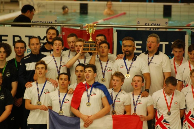 Hockey Subaquatique : les Moirannais du CASM à la fête avec les équipes de France jeunes